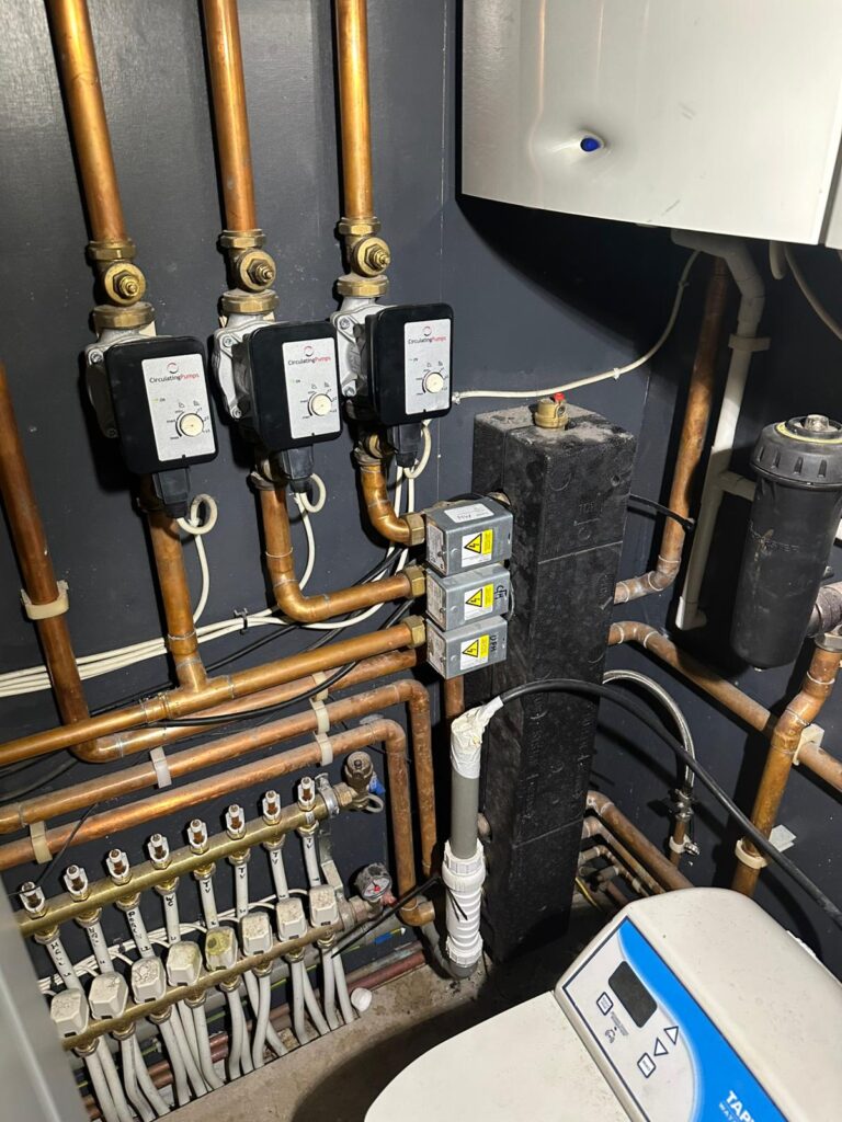 pump installation AL6 London